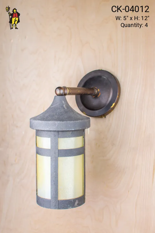 Straight Arm Lantern Wall Sconce