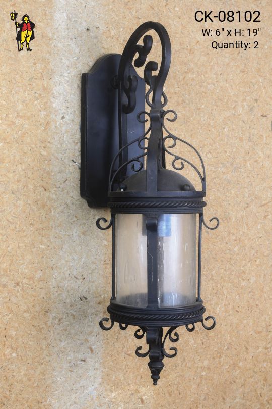 Outdoor Wall Lantern
