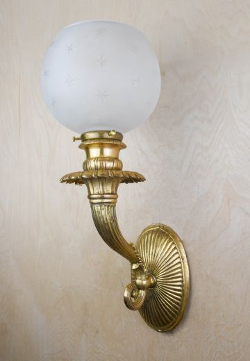 Art Deco Single Light Brass Wall Sconce