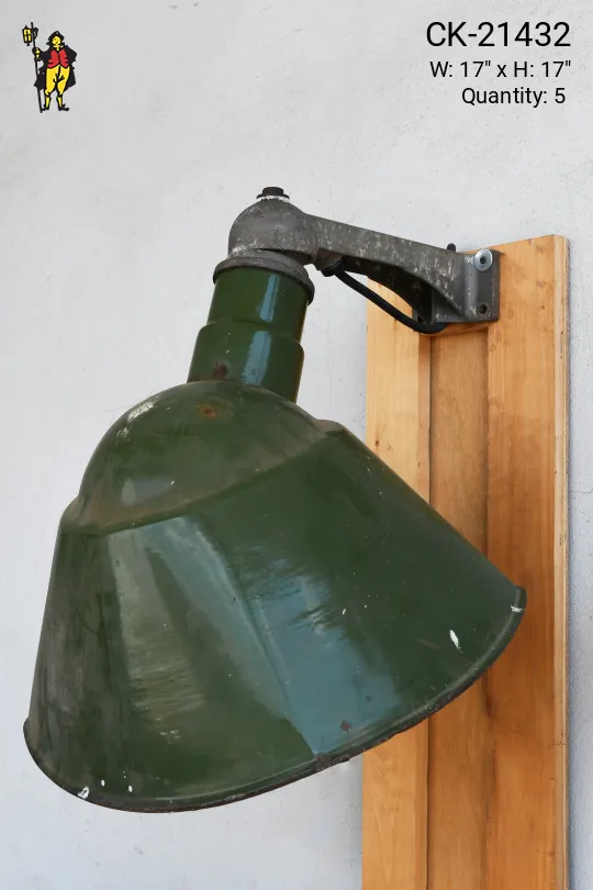 Oversize Green Exterior Wall Mounted Metal Reflector