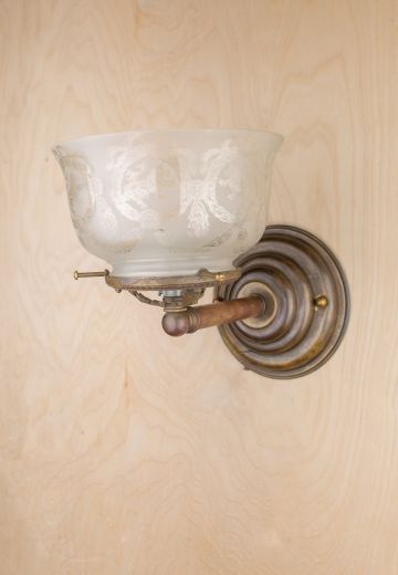 Straight Arm Brass Wall Sconce w/Etched Glass Bowl Shade