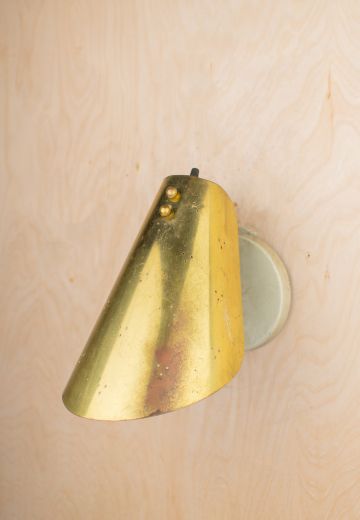 Distressed Brass Single Light Wall Sconce