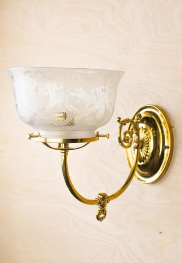Gas Style Polished Brass Curved Arm Wall Sconce With Etched Glass Shade