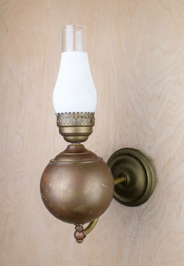 Oil Style Victorian Wall Sconce