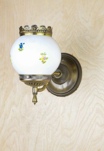 Victorian Curved Arm Wall Sconce