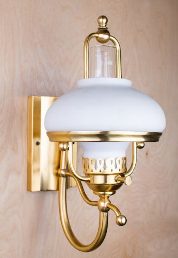 Polished Brass Oversize Victorian Oil Style Wall Sconce